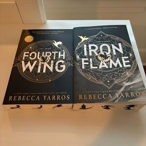 3 item bundle! Brand new Fourth Wing and Iron Flame Books and keychain